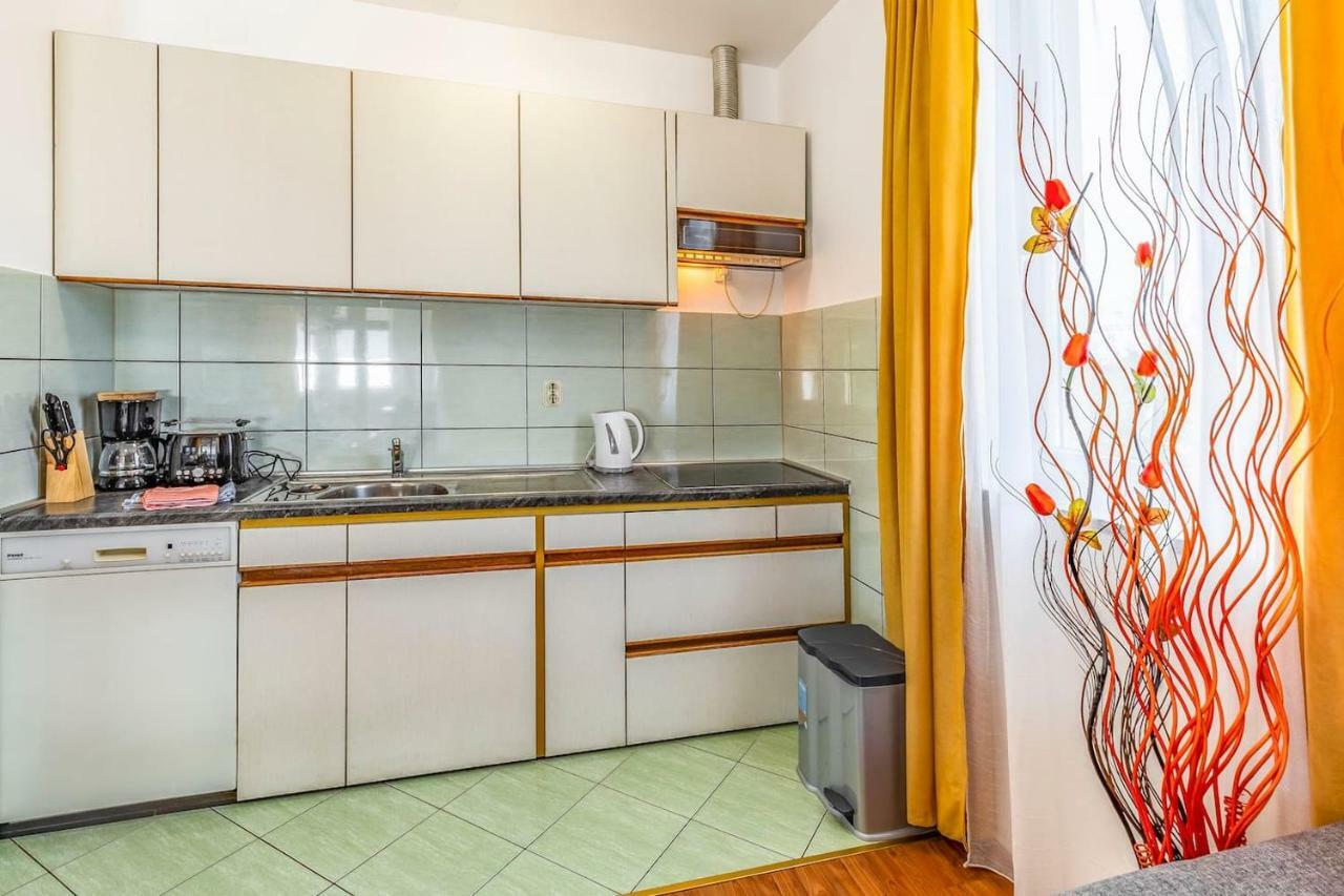 All Seasons Apartment Pula Exterior foto